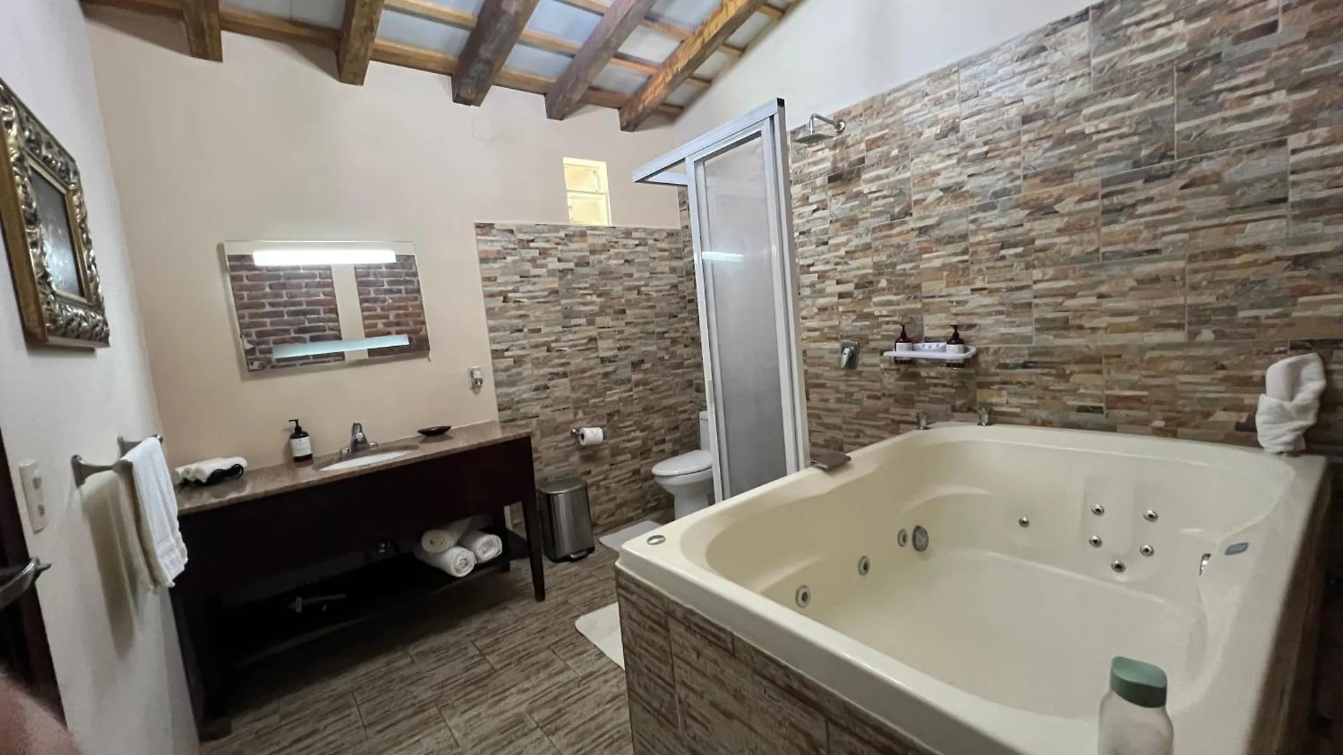 Hacienda Del Lago Boutique Hotel Ajijic